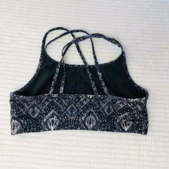 Black & Grey Azteck Print Active Set SZ XL - Picture 4 of 8